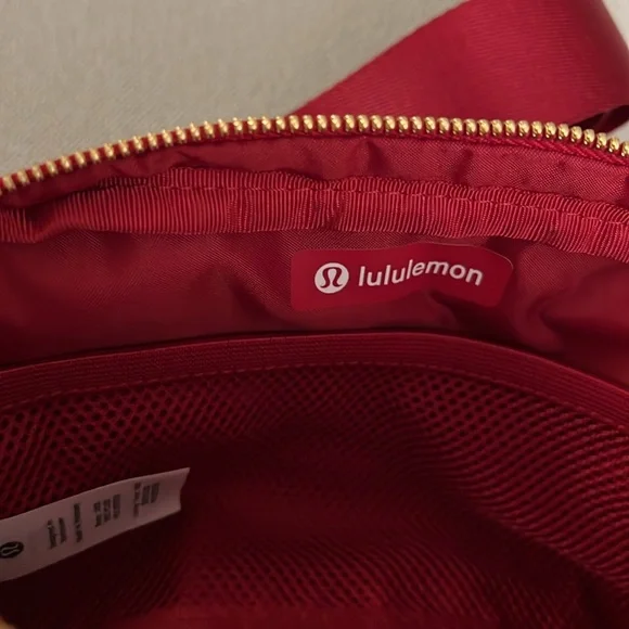 Lululemon Lunar New Year Everywhere Belt Bag 1L - Picture 8 of 8